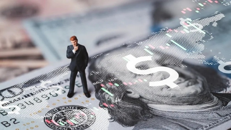 U.S. Options Trading Guide: Accounts, Greeks and Risk